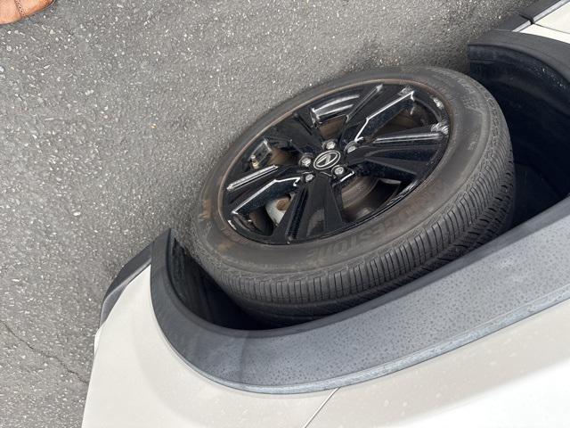 Photo of 2020 Eminent White Pearl Lexus UX 250h