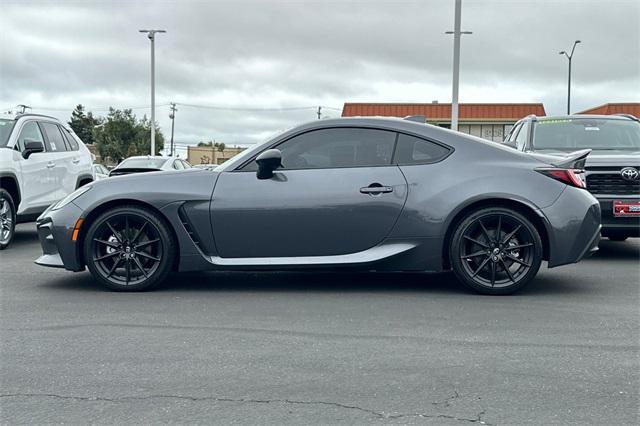 Photo of 2023 Pavement Toyota GR86