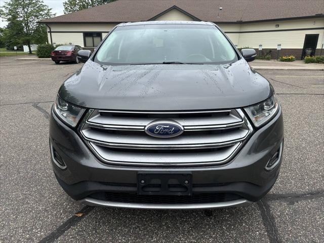 Photo of 2016 Magnetic Metallic Ford Edge