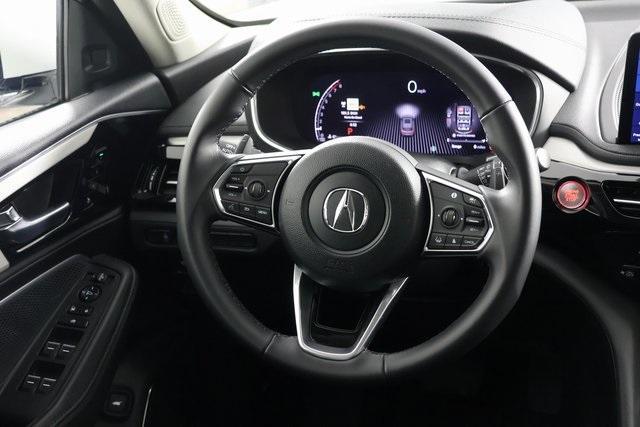 Photo of 2025 White Acura MDX
