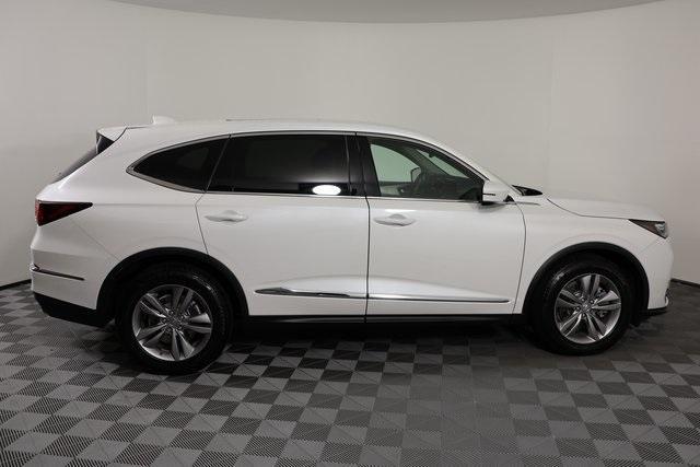 Photo of 2025 White Acura MDX