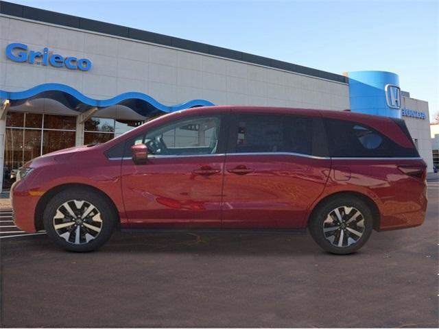 Photo of 2025 Red Honda Odyssey
