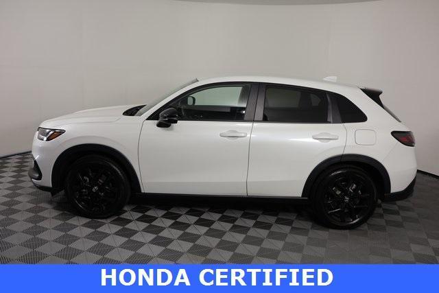 Photo of 2024 Platinum White Pearl Honda HR-V