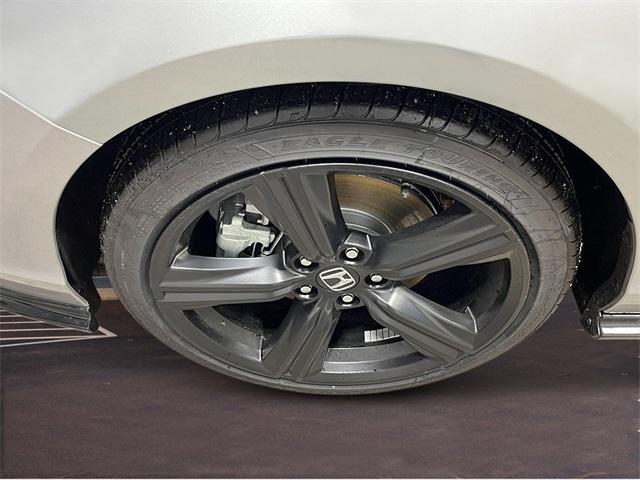 Photo of 2025 Silver Honda Accord Hybrid