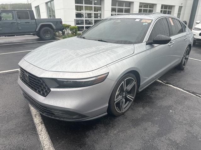 Photo of 2024 Solar Silver Metallic Honda Accord Hybrid