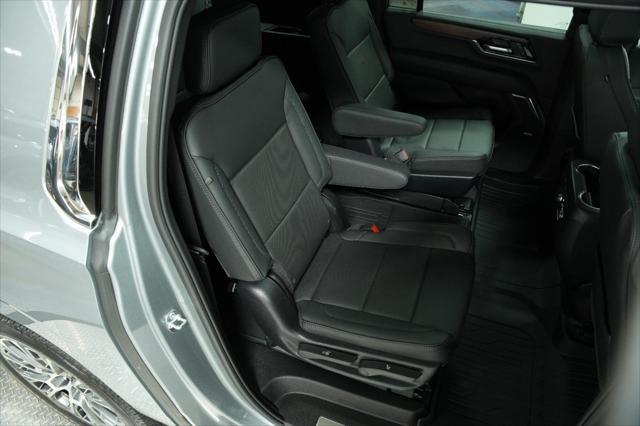 Photo of 2025 GXD STERLING METALLIC GMC Yukon XL