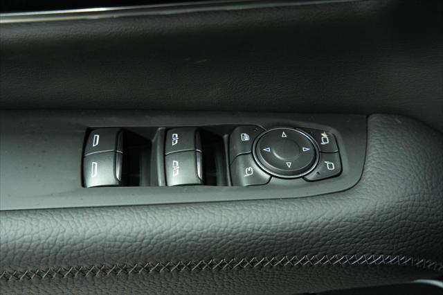Photo of 2025 GXD STERLING METALLIC GMC Yukon XL