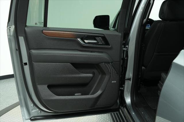 Photo of 2025 GXD STERLING METALLIC GMC Yukon XL