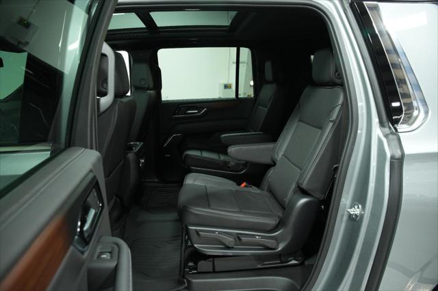 Photo of 2025 GXD STERLING METALLIC GMC Yukon XL