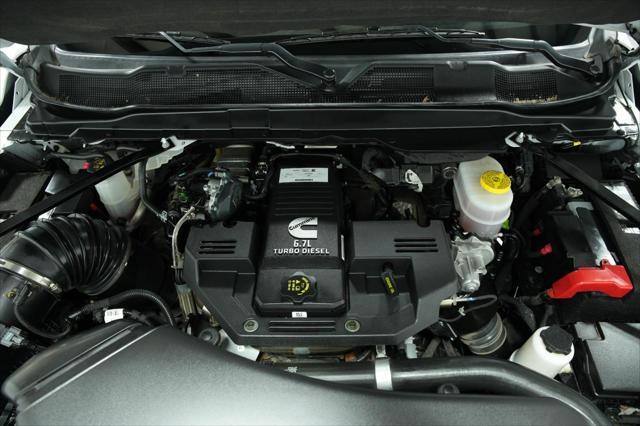 Photo of 2022 Bright White Clearcoat RAM 2500