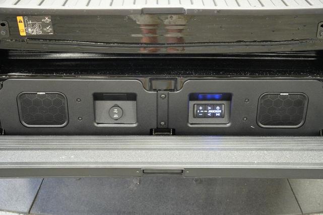 Photo of 2025 GBA ONYX BLACK GMC Sierra 1500