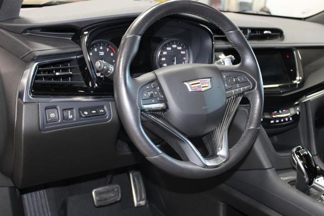 Photo of 2023 Argent Silver Metallic Cadillac XT6