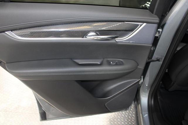 Photo of 2023 Argent Silver Metallic Cadillac XT6