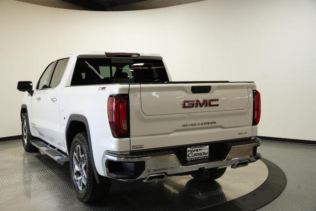 Photo of 2023 White Frost Tricoat GMC Sierra 1500
