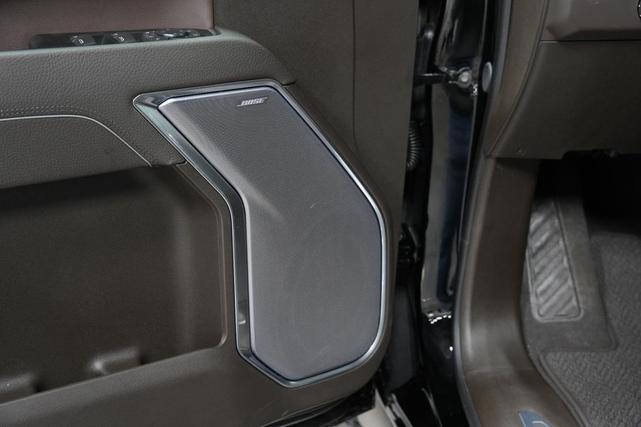 Photo of 2025 Onyx Black GMC Sierra 2500
