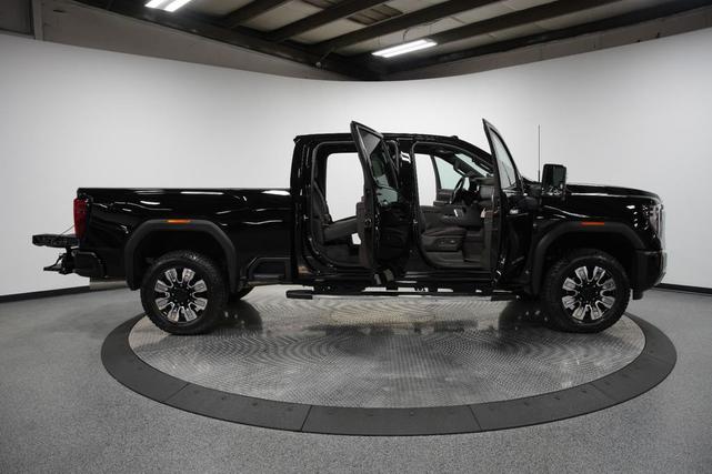 Photo of 2025 Onyx Black GMC Sierra 2500