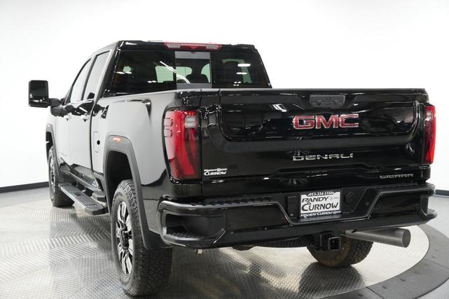 Photo of 2025 Onyx Black GMC Sierra 2500