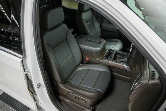 Photo of 2021 White Frost Tricoat GMC Sierra 1500