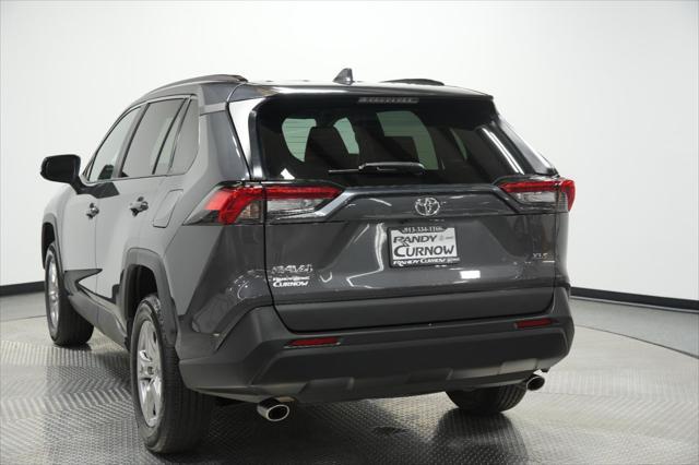 Photo of 2024 GRY/Gray Toyota RAV4