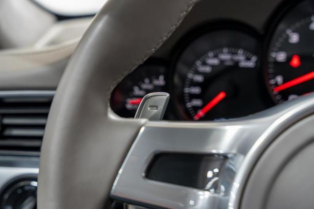 Photo of 2012 Platinum Silver Metallic Porsche 911