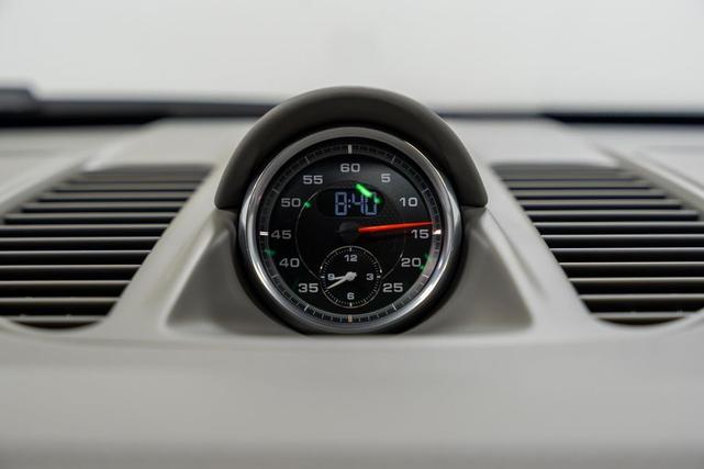 Photo of 2012 Platinum Silver Metallic Porsche 911