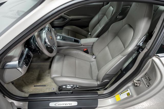 Photo of 2012 Platinum Silver Metallic Porsche 911