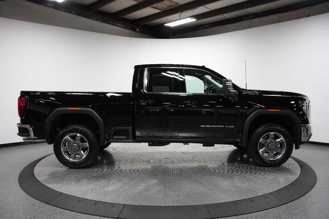 Photo of 2025 Onyx Black GMC Sierra 2500
