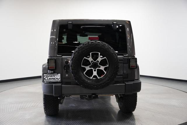 Photo of 2016 Granite Crystal Metallic Clearcoat Jeep Wrangler Unlimited