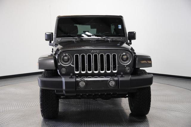 Photo of 2016 Granite Crystal Metallic Clearcoat Jeep Wrangler Unlimited
