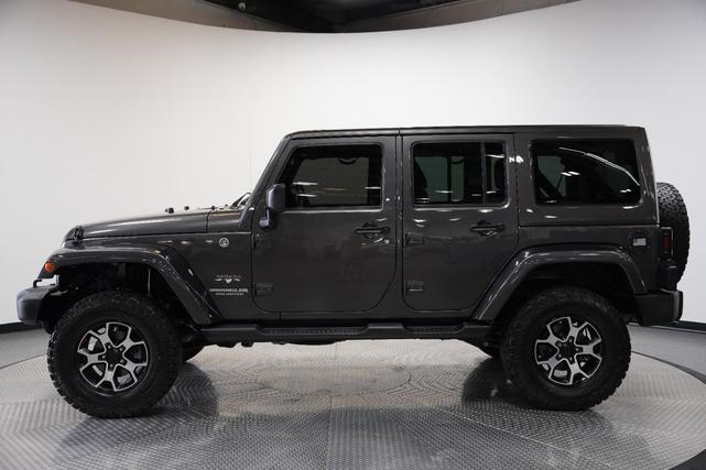 Photo of 2016 Granite Crystal Metallic Clearcoat Jeep Wrangler Unlimited
