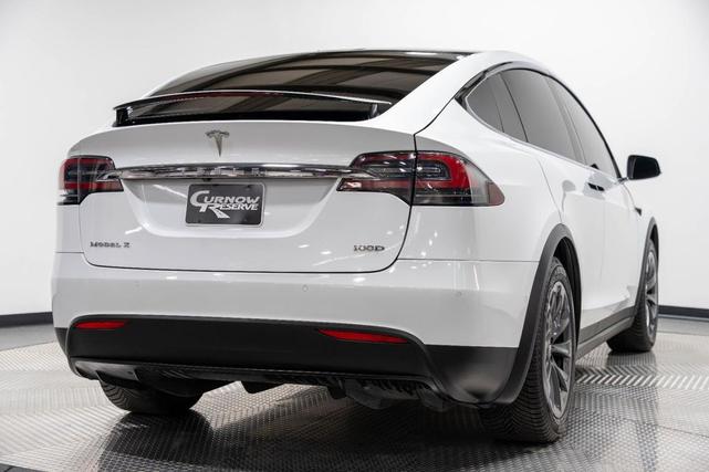 Photo of 2018 Pearl White Multi-Coat Tesla Model X