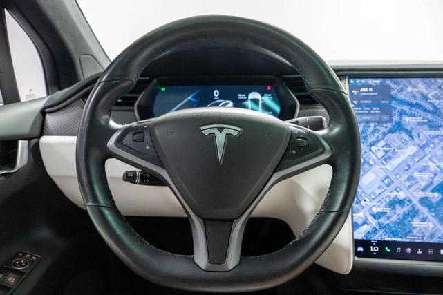Photo of 2018 Pearl White Multi-Coat Tesla Model X