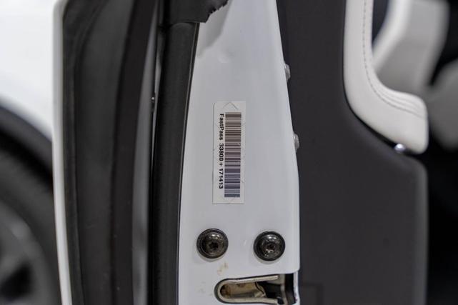 Photo of 2018 Pearl White Multi-Coat Tesla Model X