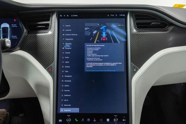 Photo of 2018 Pearl White Multi-Coat Tesla Model X