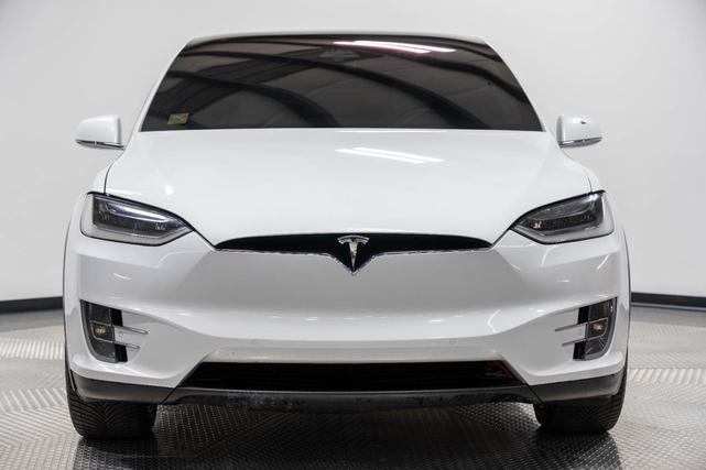 Photo of 2018 Pearl White Multi-Coat Tesla Model X
