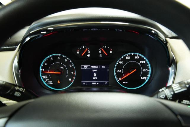 Photo of 2023 Mosaic Black Metallic Chevrolet Traverse