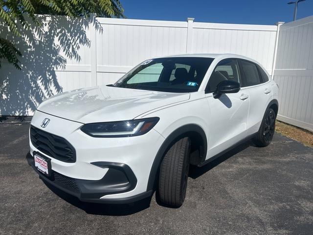 Photo of 2024 Platinum White Pearl Honda HR-V