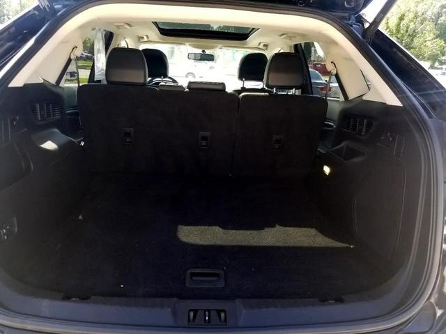 Photo of 2016 Shadow Black Ford Edge