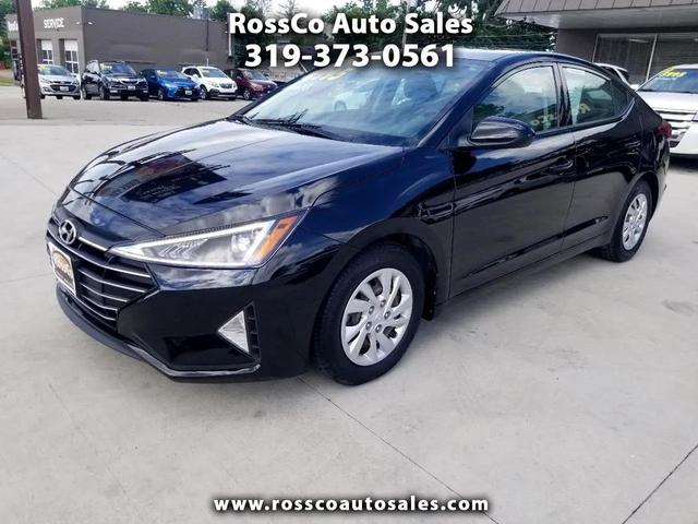 Photo of 2019 Phantom Black Hyundai ELANTRA
