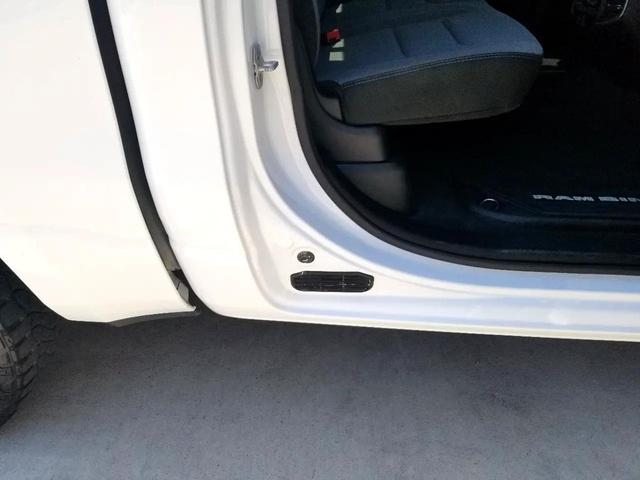 Photo of 2020 Bright White Clearcoat RAM 1500