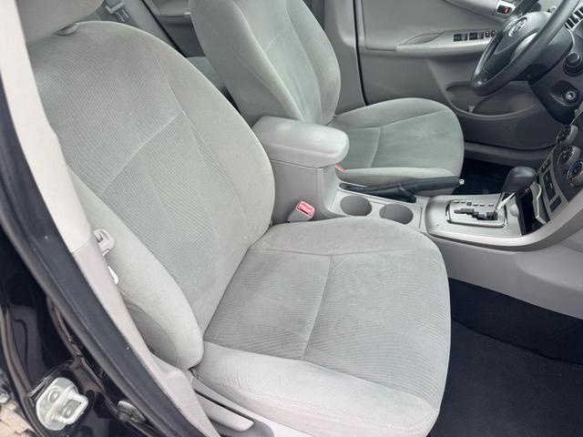 Photo of 2013 Black Sand Pearl Toyota Corolla