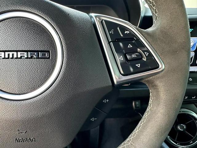 Photo of 2017 Black Chevrolet Camaro