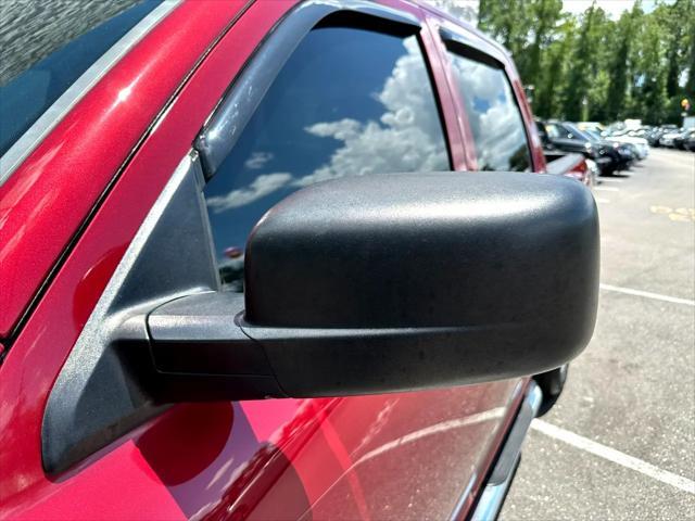 Photo of 2014 Burgundy RAM 1500