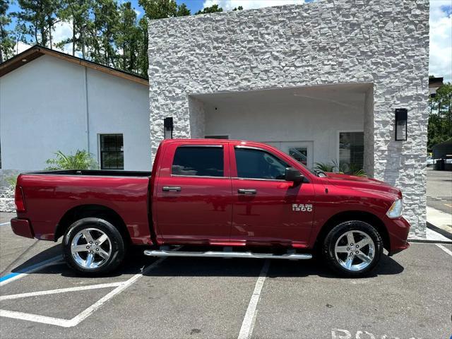 Photo of 2014 Burgundy RAM 1500