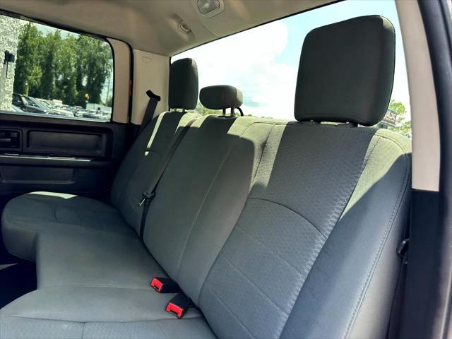 Photo of 2014 Burgundy RAM 1500