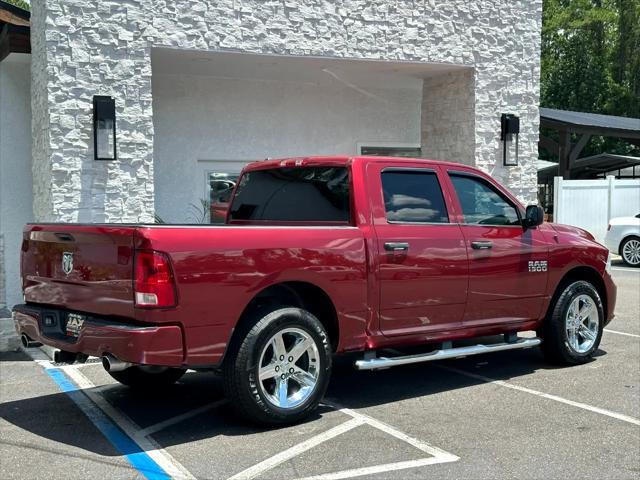 Photo of 2014 Burgundy RAM 1500