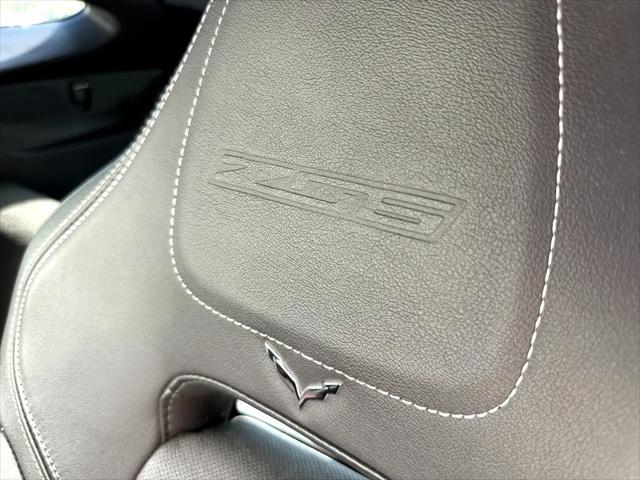 Photo of 2016 Burgundy Chevrolet Corvette