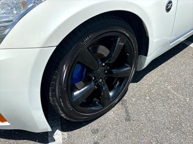 Photo of 2007 WHITE Nissan 350Z