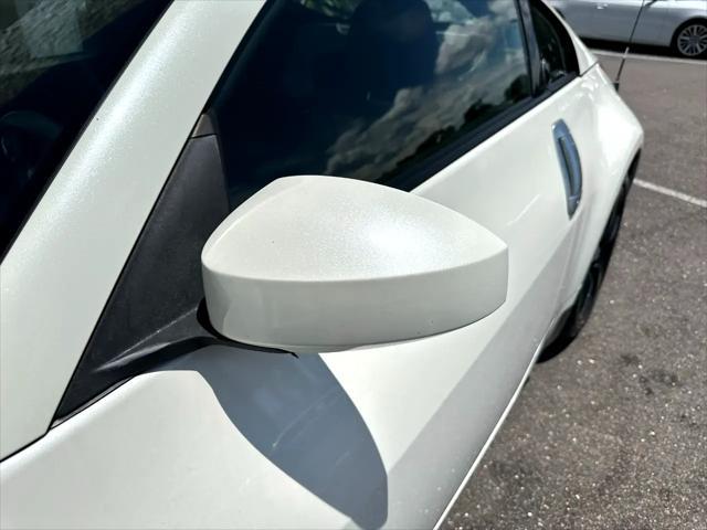 Photo of 2007 WHITE Nissan 350Z