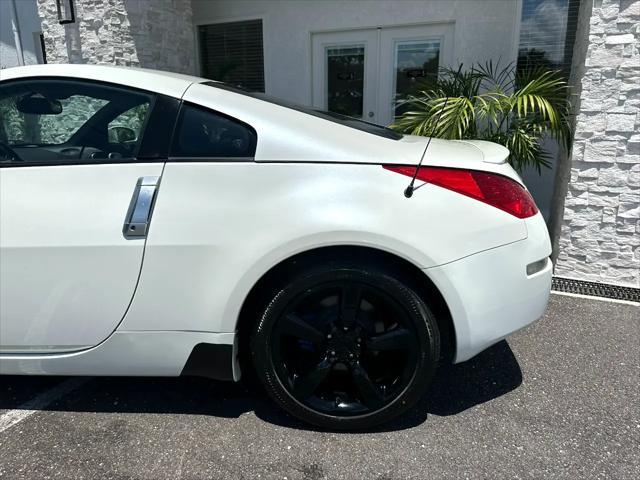 Photo of 2007 WHITE Nissan 350Z